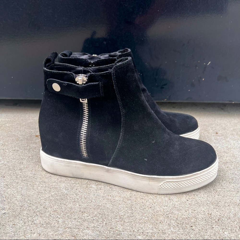 Steve Madden Women's Wedgie- 11m Hidden Wedge Sneaker - Black Suede